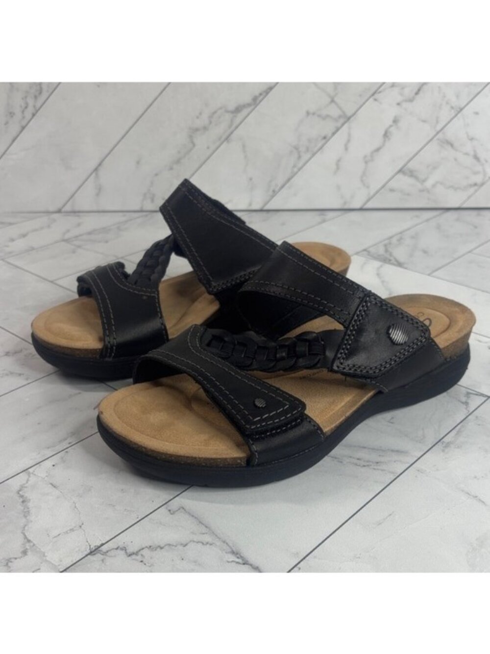 NWT Clarks Womens April Raelyn Black Leather Slide Sandals Size 6M - Picture 2 of 11